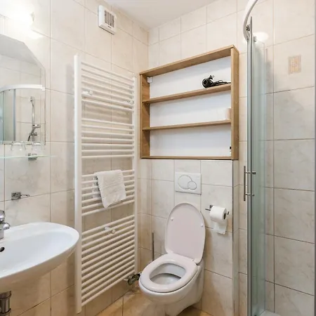 Pensjonat Toeroek Rooms, Bistro & Wellness 4*