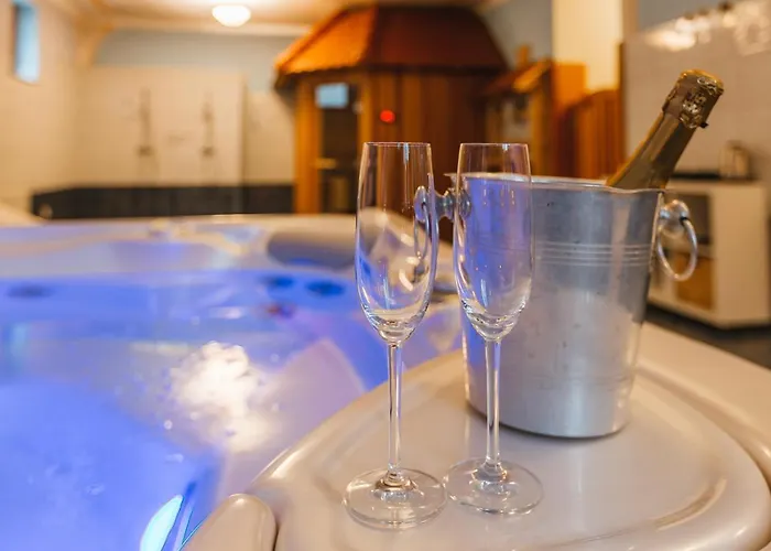 Toeroek Rooms, Bistro & Wellness