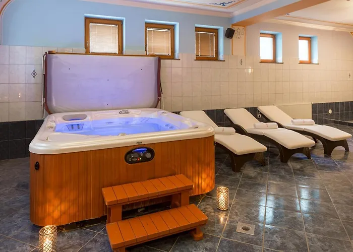 Konukevi Toeroek Rooms, Bistro & Wellness