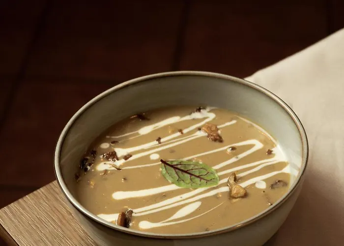 Konukevi Toeroek Rooms, Bistro & Wellness