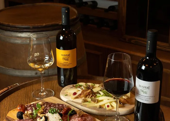 Toeroek Rooms, Bistro & Wellness Gasthof