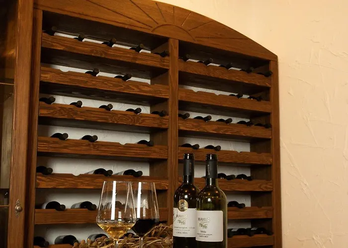 Toeroek Rooms, Bistro & Wellness Gasthof Lesce (Upper Carniola)