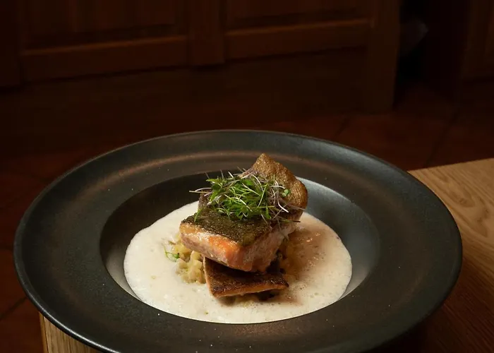 Toeroek Rooms, Bistro & Wellness Konukevi