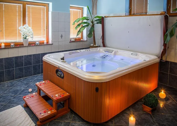 Toeroek Rooms, Bistro & Wellness 4* Lesce (Upper Carniola)